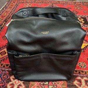 Mina Baie Stevie Midi Backpack Black - real leather